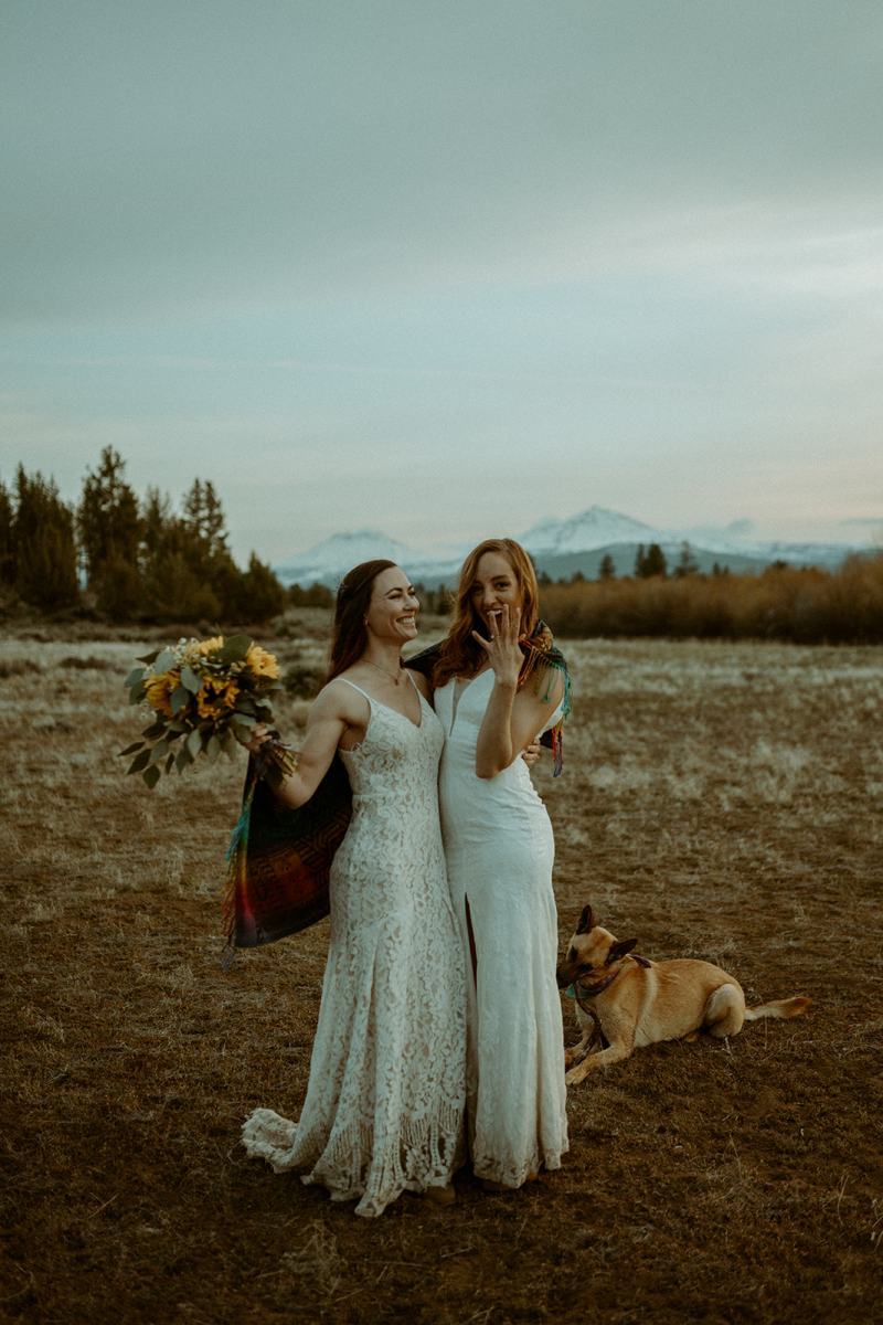 Indian Ford Meadow Elopement | Bend, Oregon. - Emilee Setting Indian Ford Meadow Elopement | Bend, Oregon. - Emilee Setting