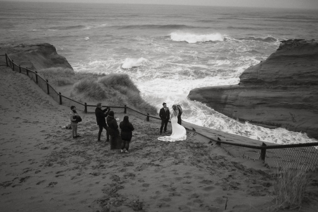 Oregon coast elopement photographer