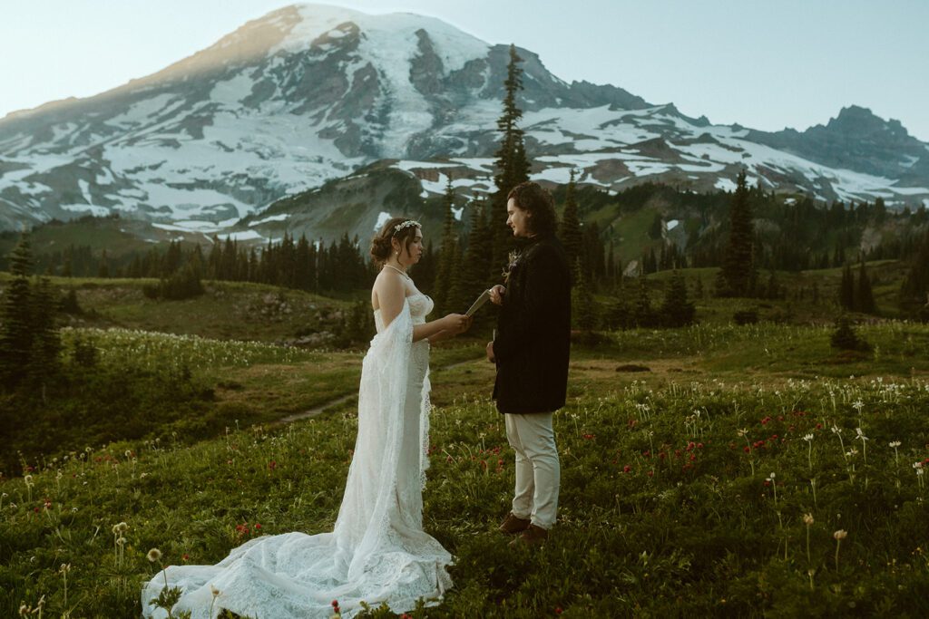 Mt rainier elopement ceremony