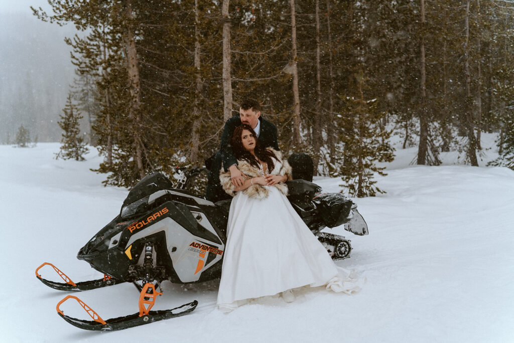 snowmobiling elopement in oregon