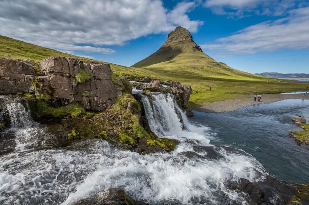 Iceland elopement