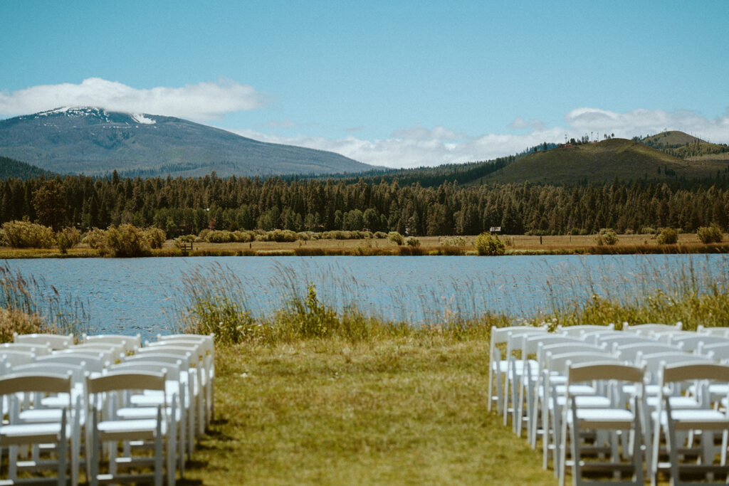 Black butte ranch intimate wedding